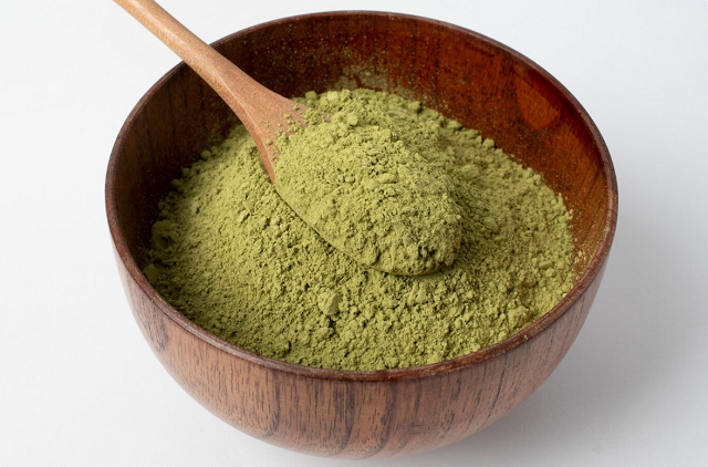 snímek kratomu